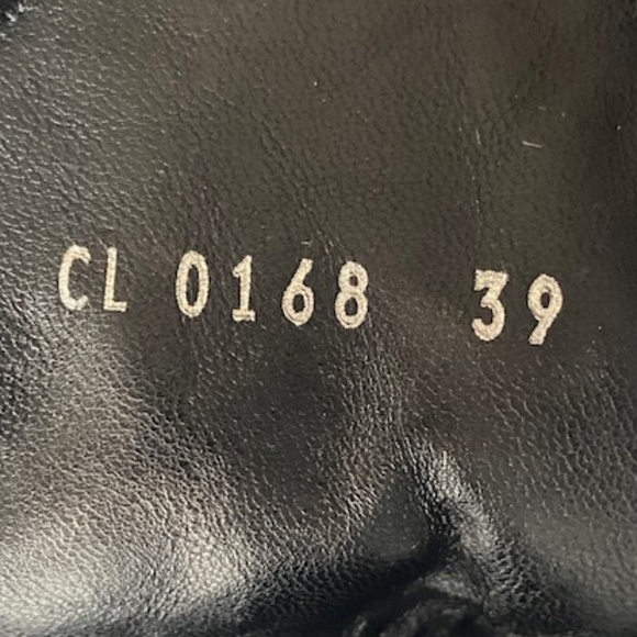 Louis Vuitton Authentic Archlight LV Monogram High Top Sneakers US 9 / EU 39 - Picture 6 of 16